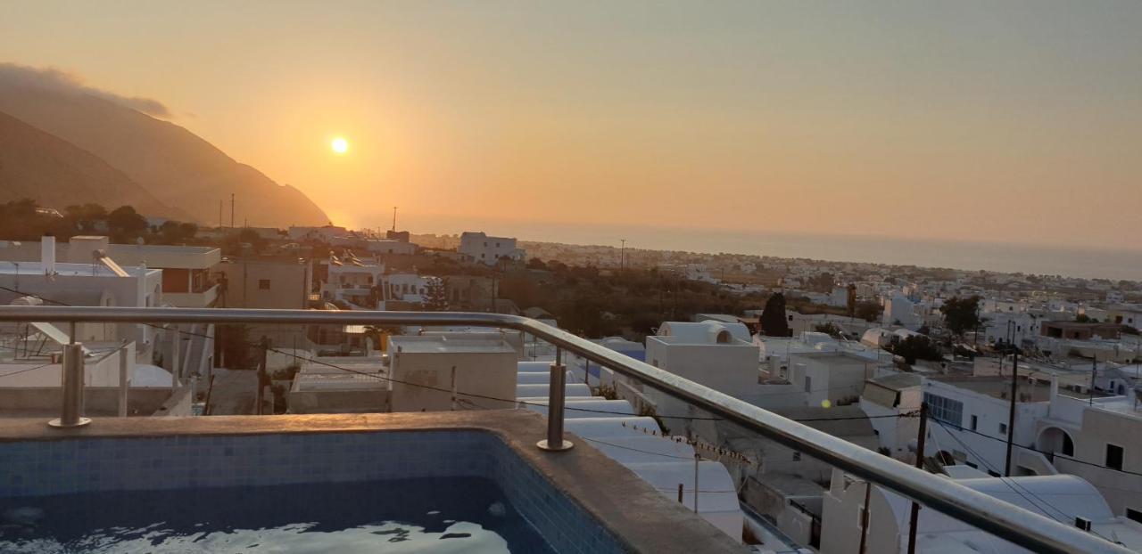 Lux House With Outdoor Jacuzzi And Sea View In Santorini Διαμέρισμα Εμπορειό Εξωτερικό φωτογραφία