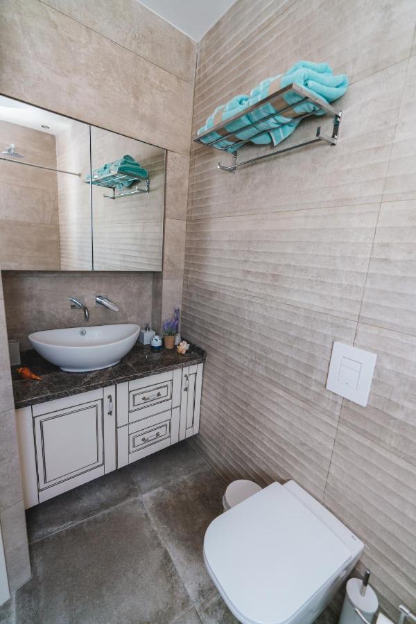 Lux House With Outdoor Jacuzzi And Sea View In Santorini Διαμέρισμα Εμπορειό Εξωτερικό φωτογραφία